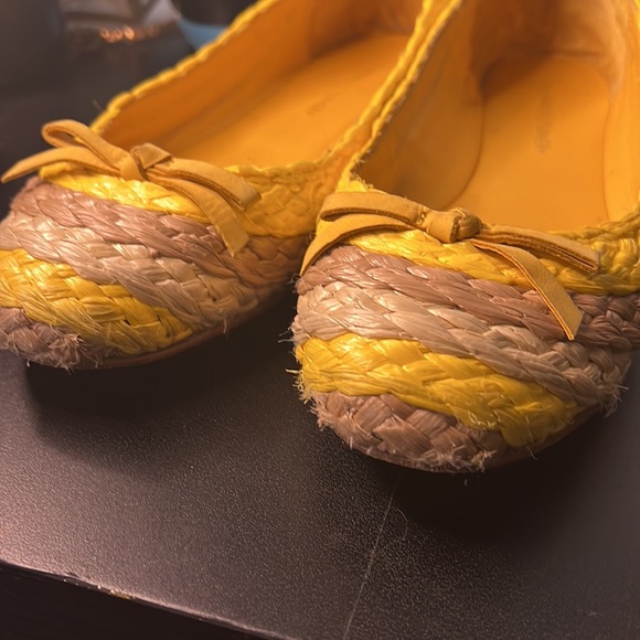 Donald J. Pliner Gret Sungold Multi Raffia Braid Woven Flats - Picture 4 of 11